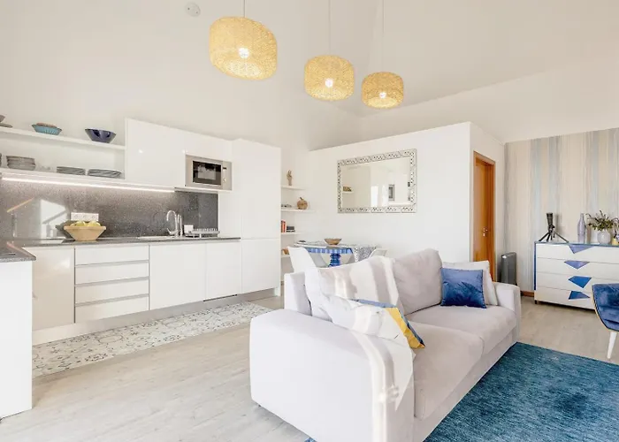 Miradouro Da Baleia 蓬他达维托亚