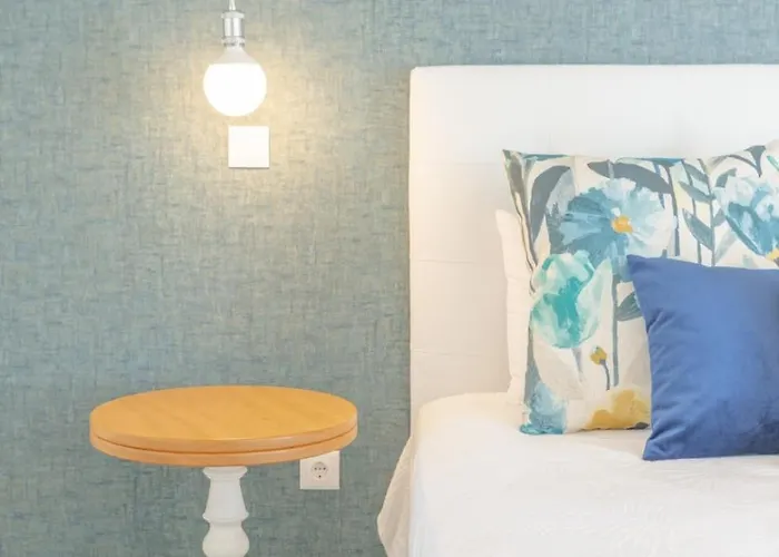 Miradouro Da Baleia * 蓬他达维托亚