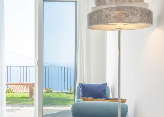 别墅 Miradouro Da Baleia *